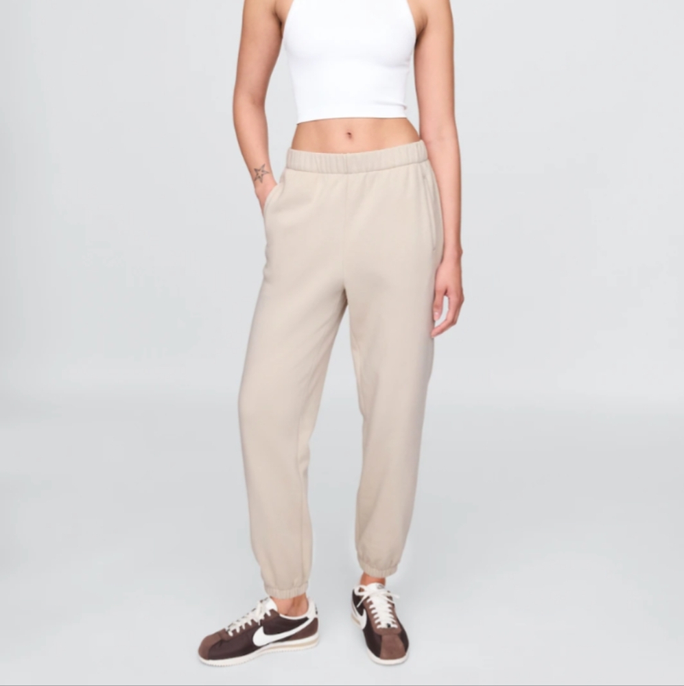 GAP High Rise VintageSoft Relaxed Joggers M TALL